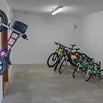 Pod Serovnou Appartement