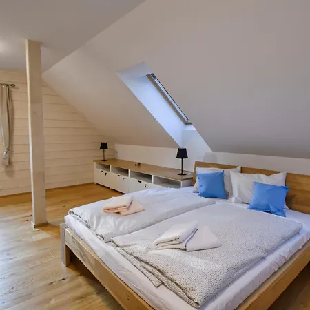 Pod Serovnou Apartamento