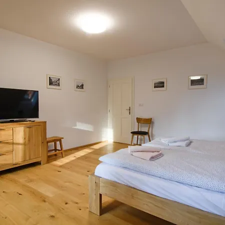 Pod Serovnou Apartamento *