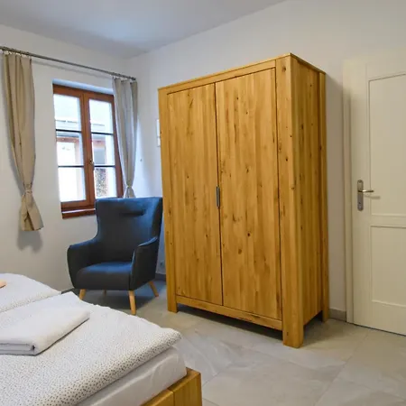 Pod Serovnou Apartamento Prachatice